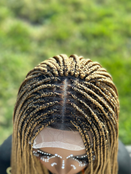 GOLDIE BOX BRAID WIG